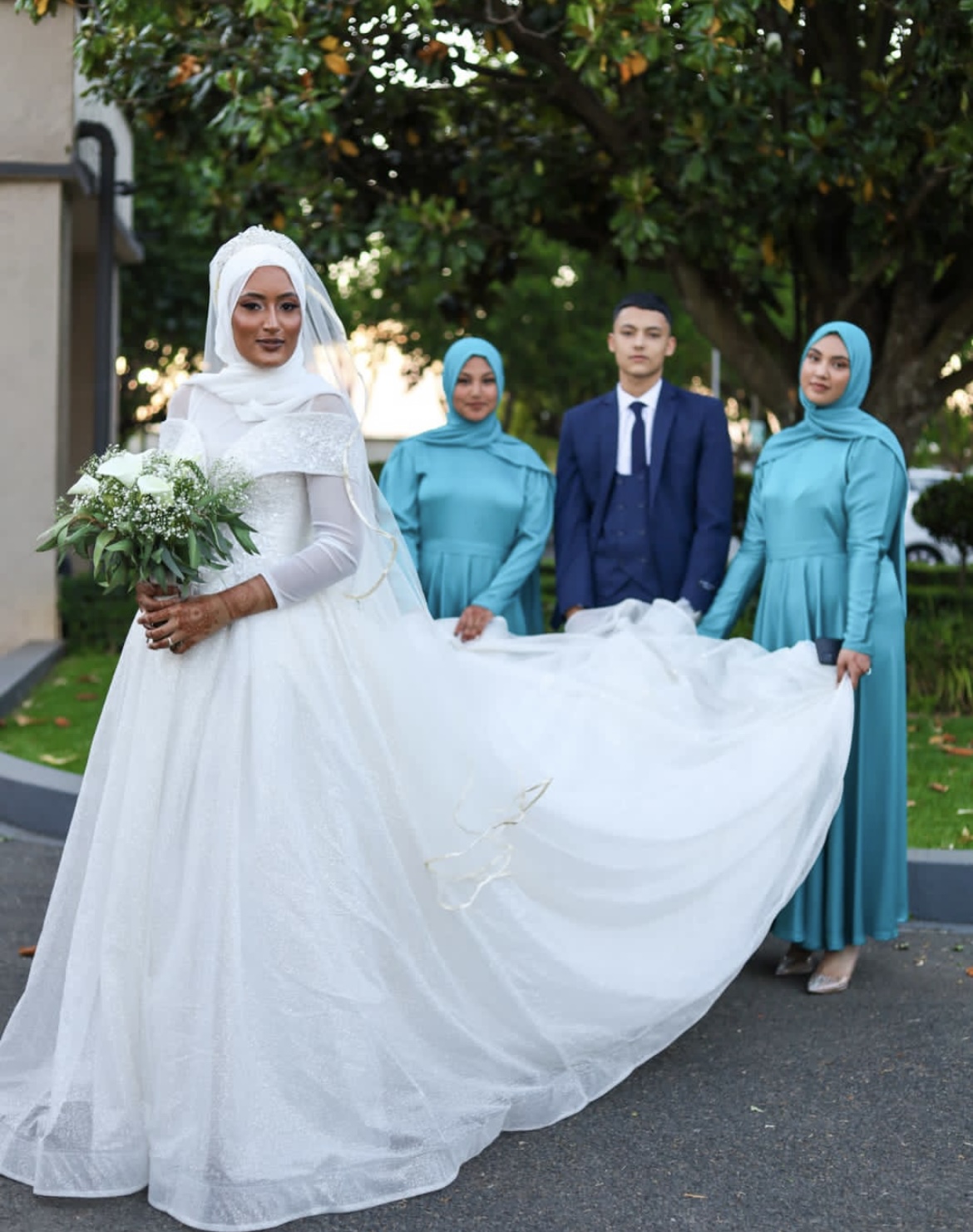 Elegant princess wedding dress
