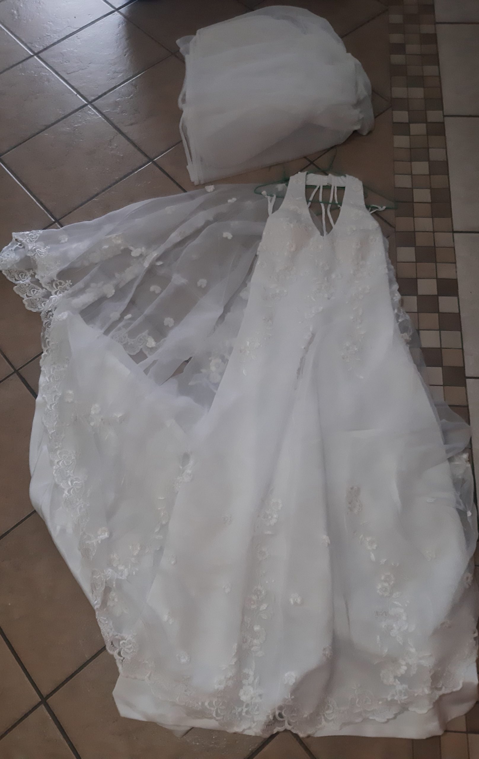 White Lace Wedding Dress