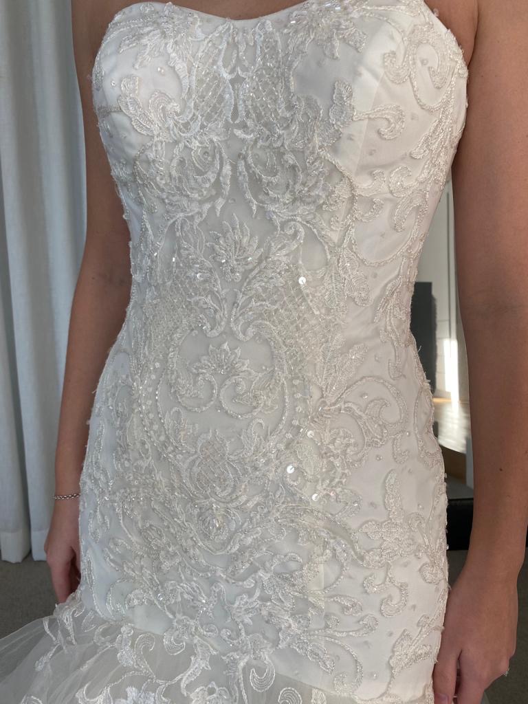 Elegant Mermaid Wedding Gown – Timeless & Glamorous