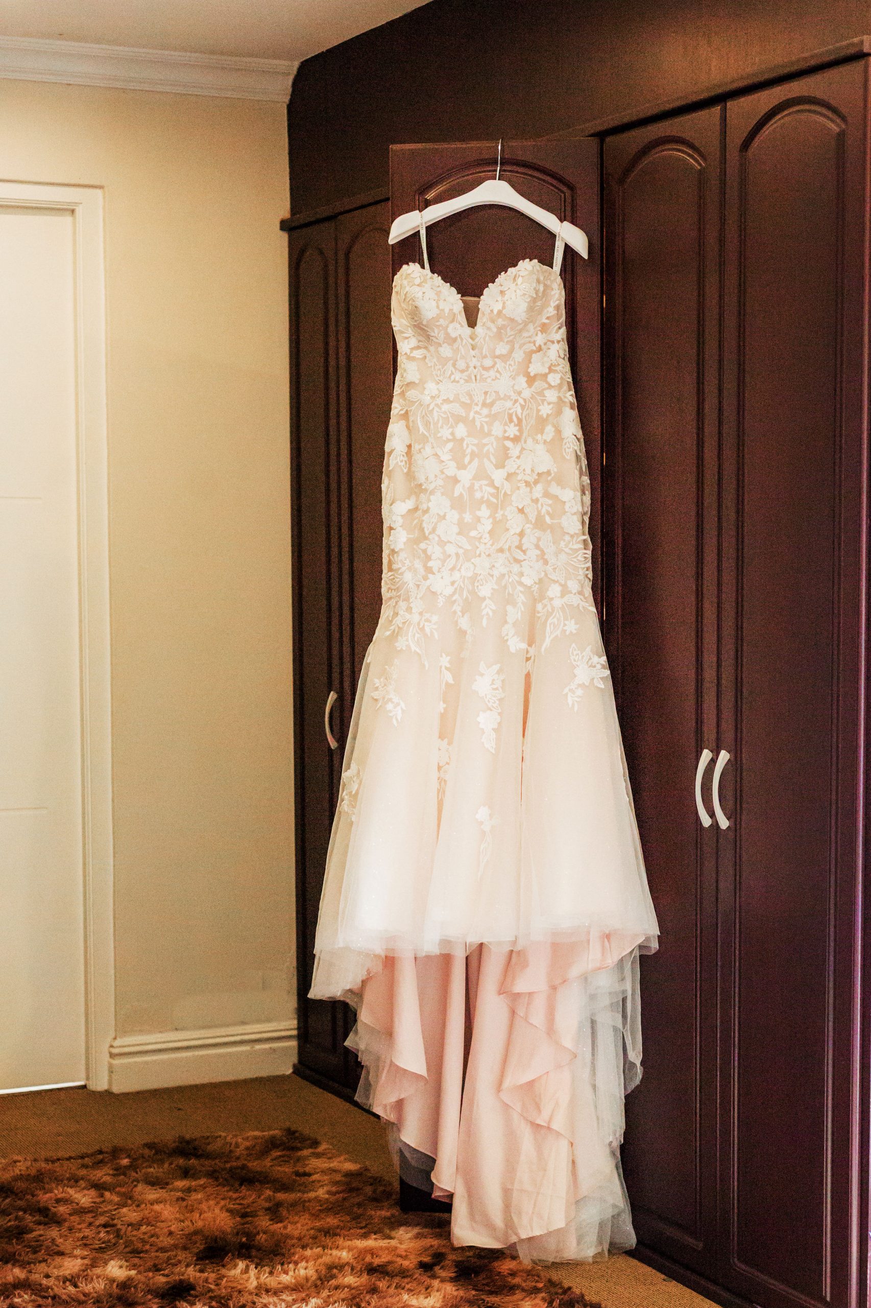 Elegant Wedding dress