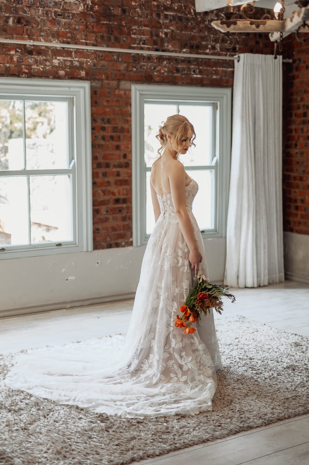 Excellent condition Kyann Wedding Dress – Madi Lane Bridal